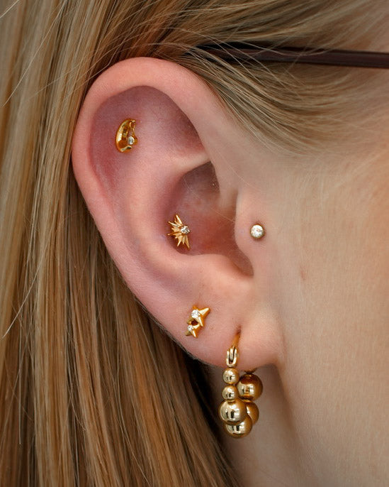 Kolczyk do ucha "Clear sunset" - tytanowy labret z cyrkonią