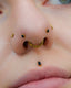 Kolczyk do ucha "1 stone galaxy" – tytanowy labret z blue goldstone