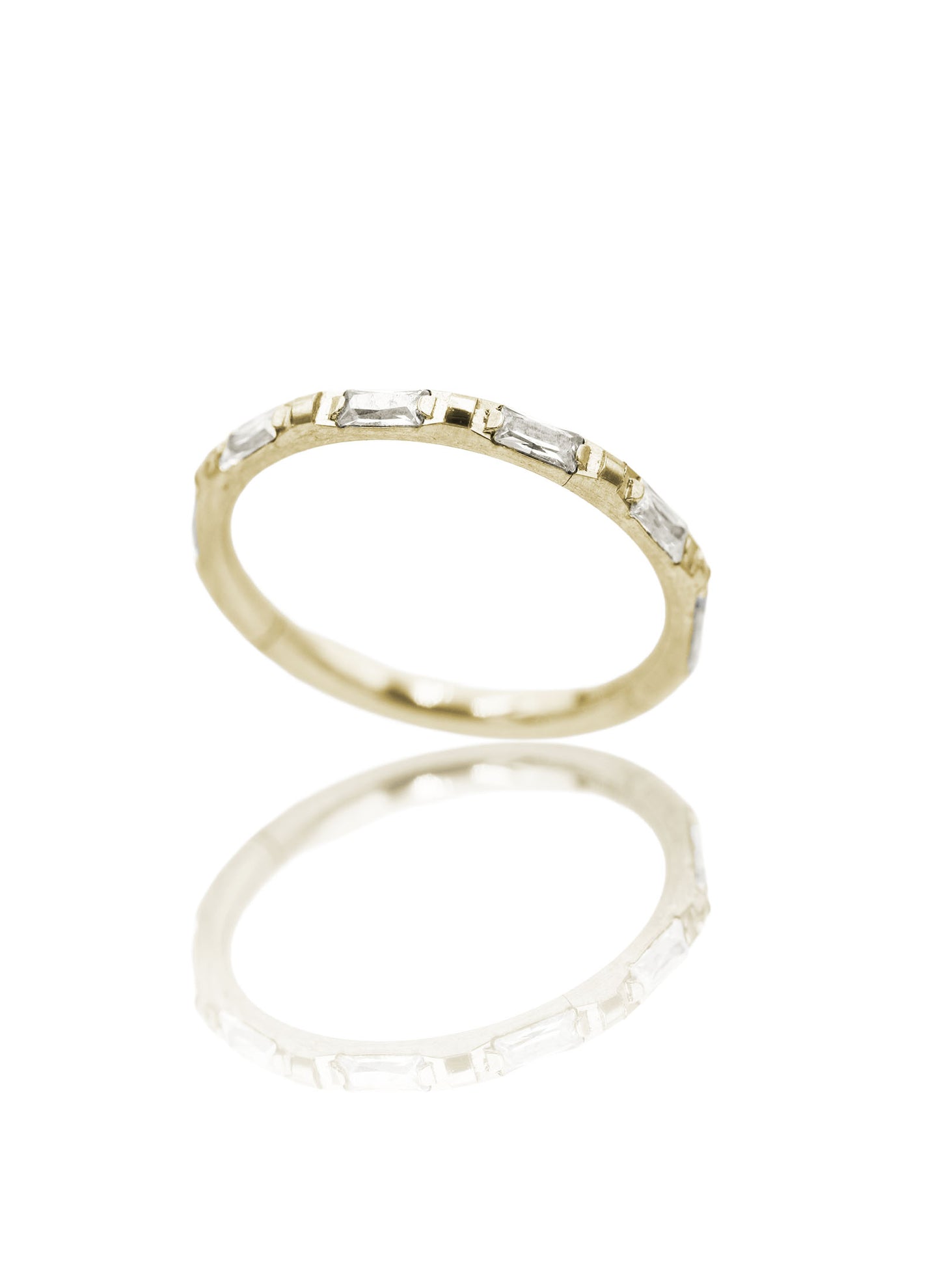 Kolczyk do ucha lub nosa "Baguette Line" - anodyzowany tytanowy clicker z prostokątnymi cyrkoniami