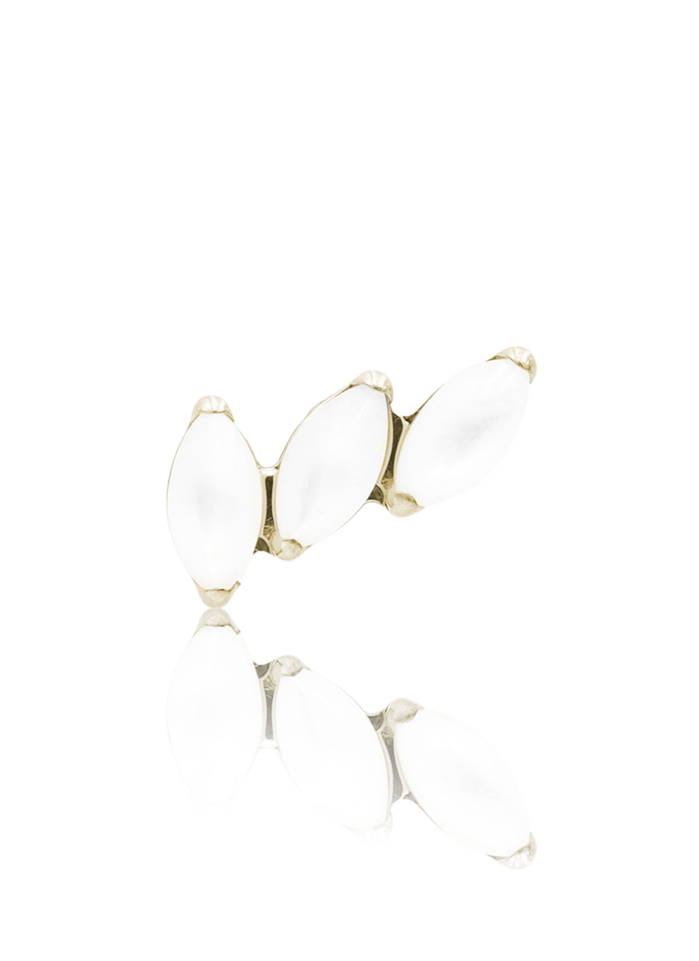 Kolczyk do ucha "3 stone pearl white" – złoty tytanowy labret z masą perłową