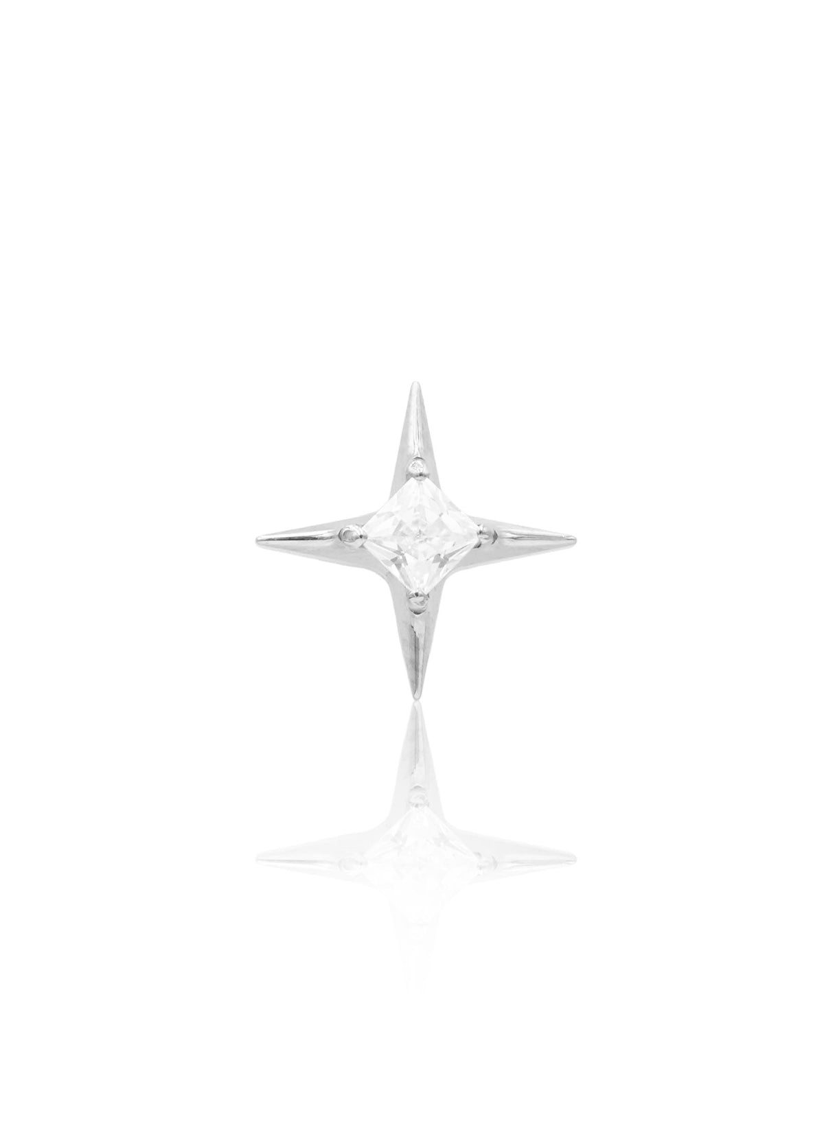 Kolczyk do ucha "Compass star" - tytanowy labret w kształcie gwiazdki z cyrkonią