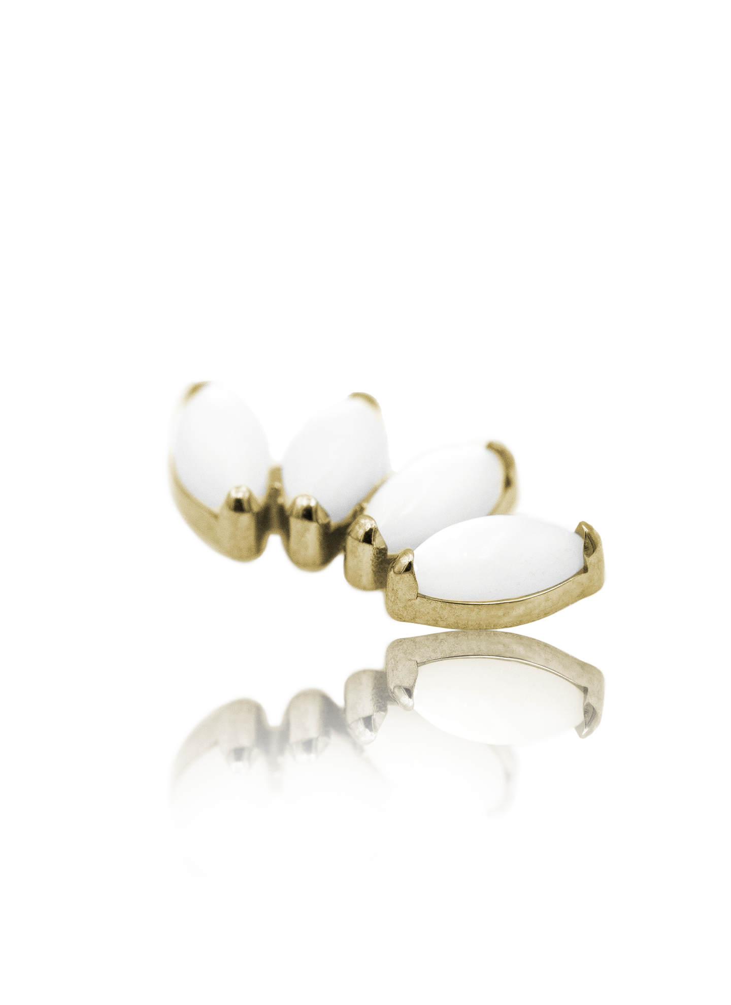 Kolczyk do ucha "4 stone white" - anodyzowany tytanowy labret z kamieniami