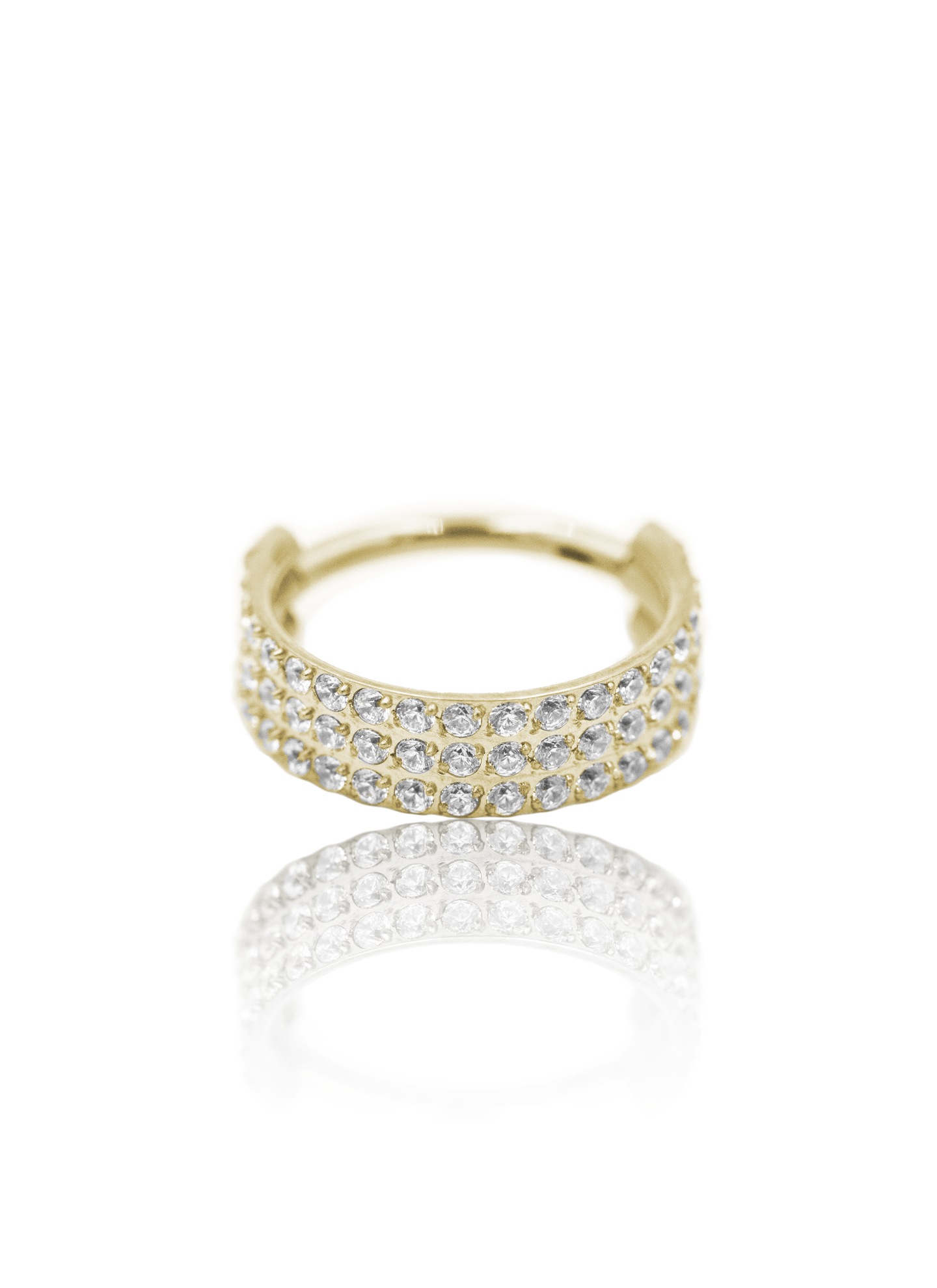 Kolczyk do ucha "Iced out" - anodyzowany tytanowy clicker z cyrkoniami