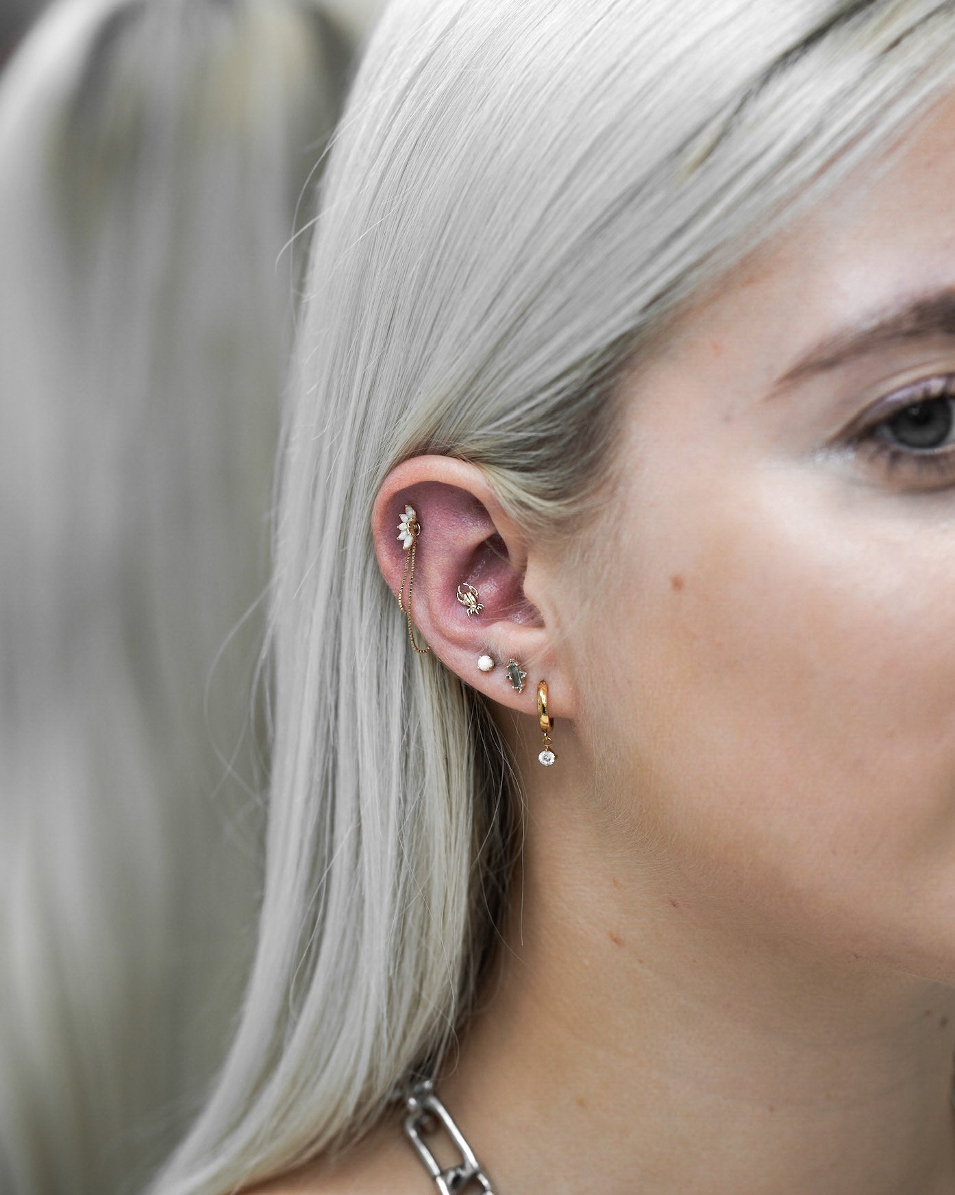 Kolczyk do ucha "One opal" - 14K złoty labret