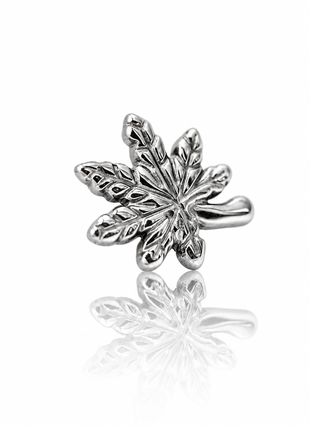Ear stud "Weed" - titanium labret leaf