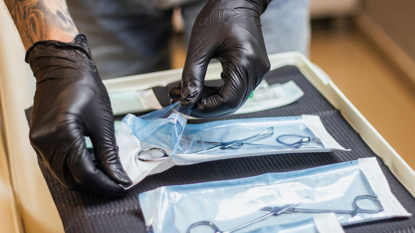 Jak dbać o piercing w lecie? | Poznaj tajniki pielęgnacji piercingu!