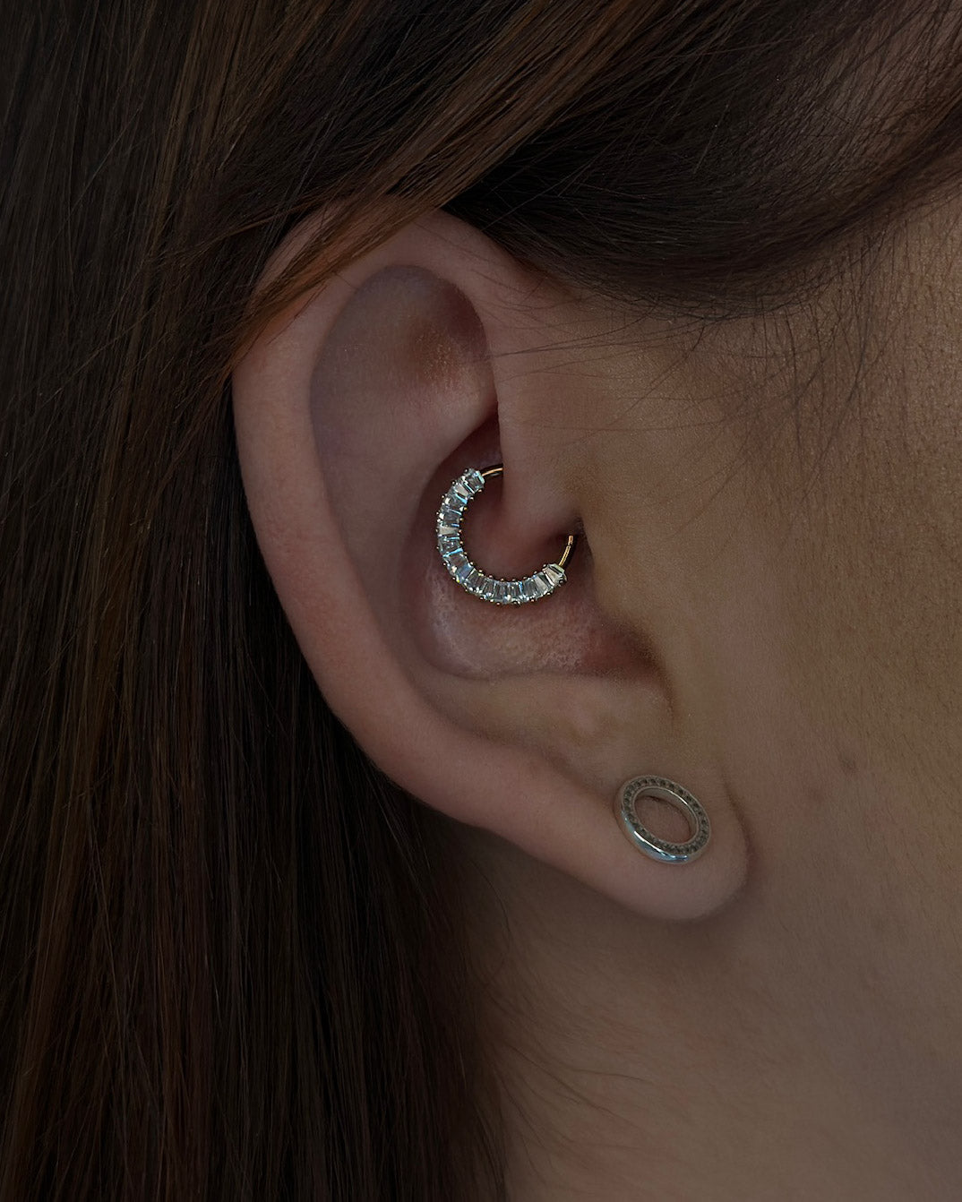 Kolczyk do ucha "Crystal" - tytanowy clicker z cyrkoniami