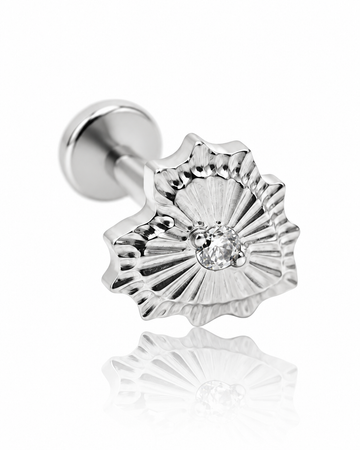 Kolczyk do ucha "Heart zirconia" - tytanowy labret z pojedynczą cyrkonią