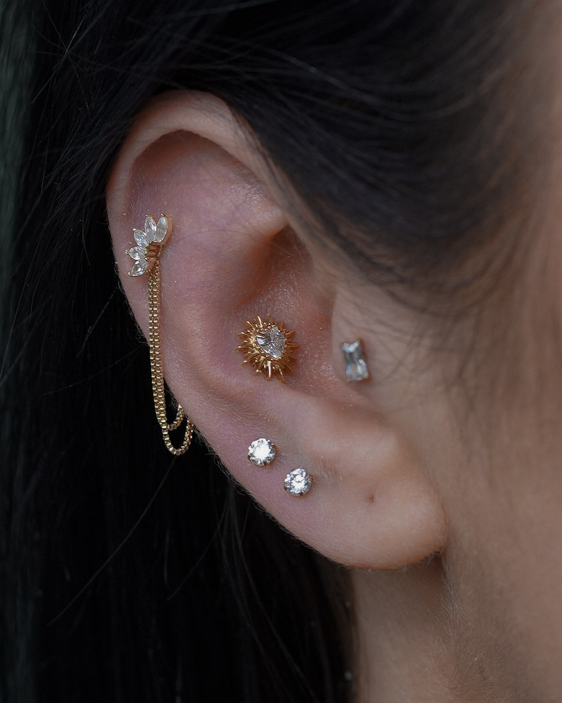 Kolczyk do ucha "Rising sun" - 14K złoty labret z cyrkoniami