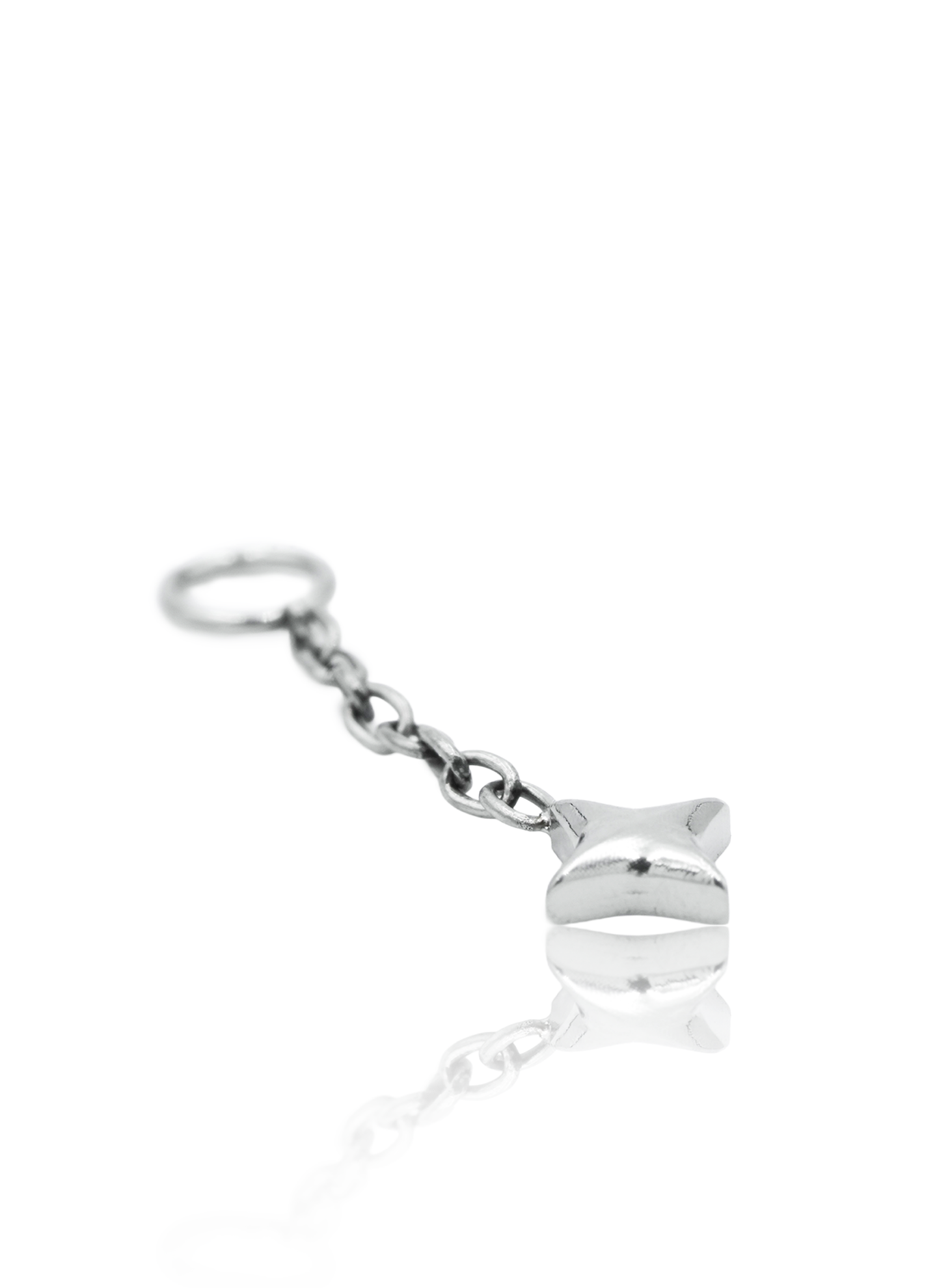 Zawieszka "Hanging Star" - tytanowa zawieszka z gwiazdką