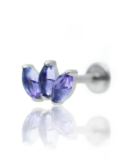 Kolczyk do ucha "3 stone purple" - tytanowy labret w kształcie potrójnej łezki z ametystem
