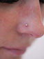 Kolczyk do ucha "Jedyneczka" - tytanowy labret z cyrkonią 2,5mm