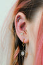 Kolczyk do ucha "straight 3 stone pearl white" – złoty tytanowy labret z masą perłową