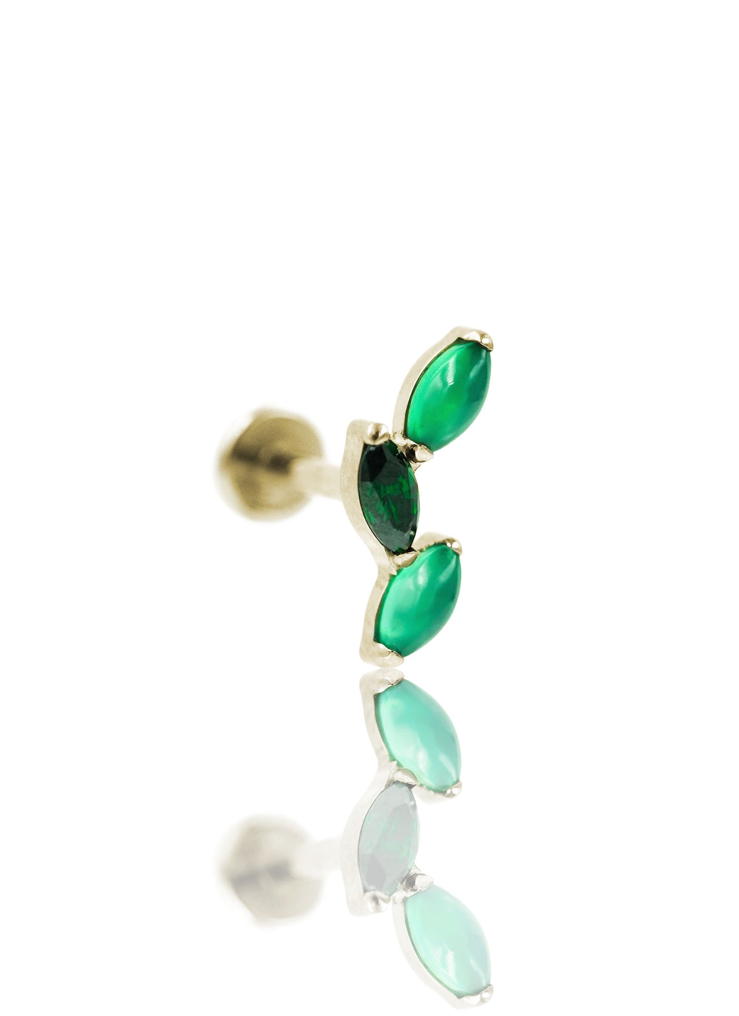 Kolczyk do ucha "3 leaf green stone" – złoty tytanowy labret cyrkonią i zielonym onyksem