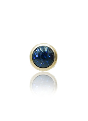 Kolczyk do ucha "1 stone galaxy" – złoty tytanowy labret z blue goldstone