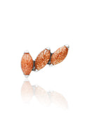 Kolczyk do ucha "3 stone sandstone" – tytanowy labret z goldstone