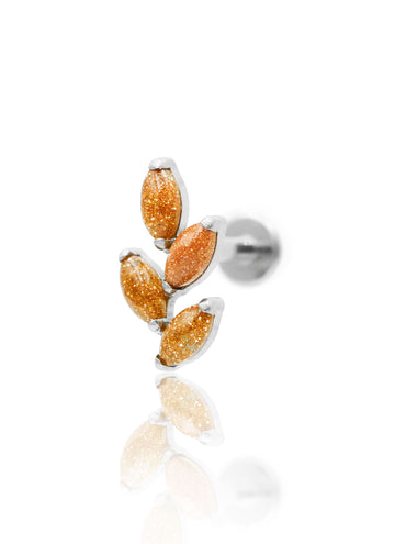Kolczyk do ucha "4 leaf sandstone" – złoty tytanowy labret z goldstone