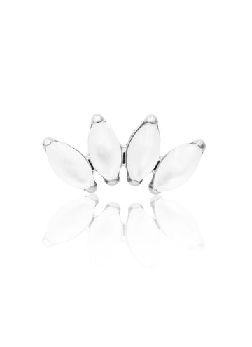 Kolczyk do ucha "4 stone pearl white" – tytanowy labret z masą perłową