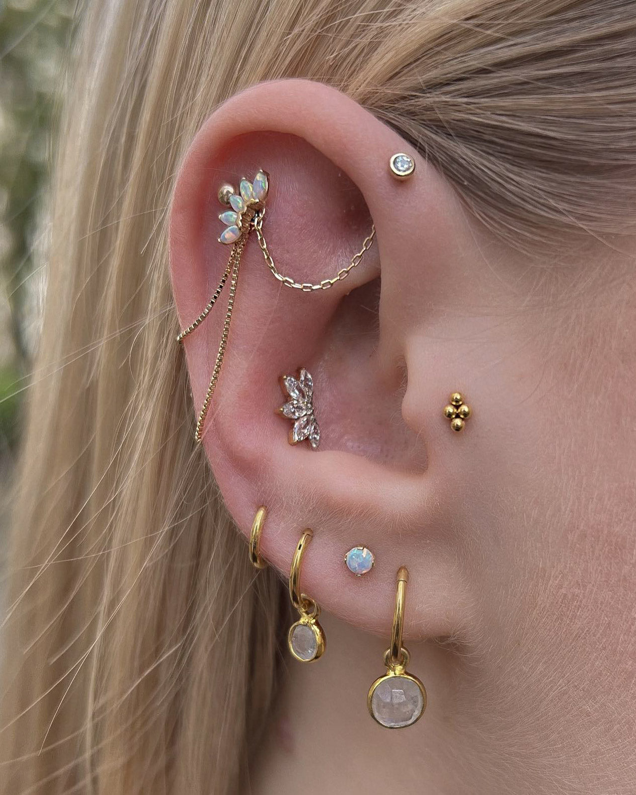 Kolczyk do ucha "4 is more" - anodyzowana tytanowa nakrętka