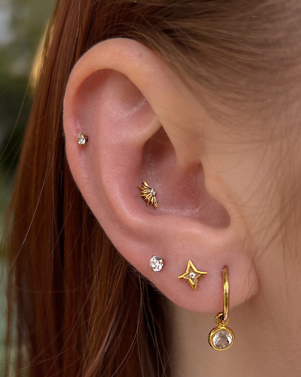 Kolczyk do ucha "Star zirconia" - złoty tytanowy labret z pojedynczą cyrkonią