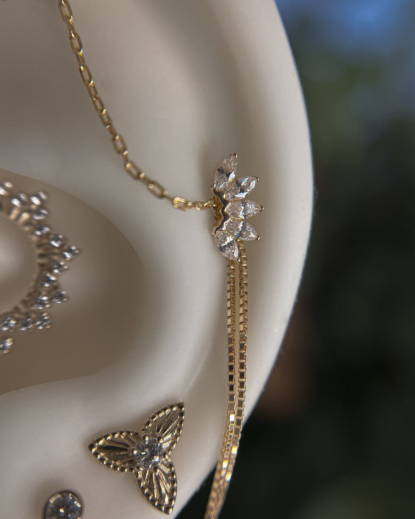 Kolczyk do ucha "Rising sun" - 14K złoty labret z cyrkoniami