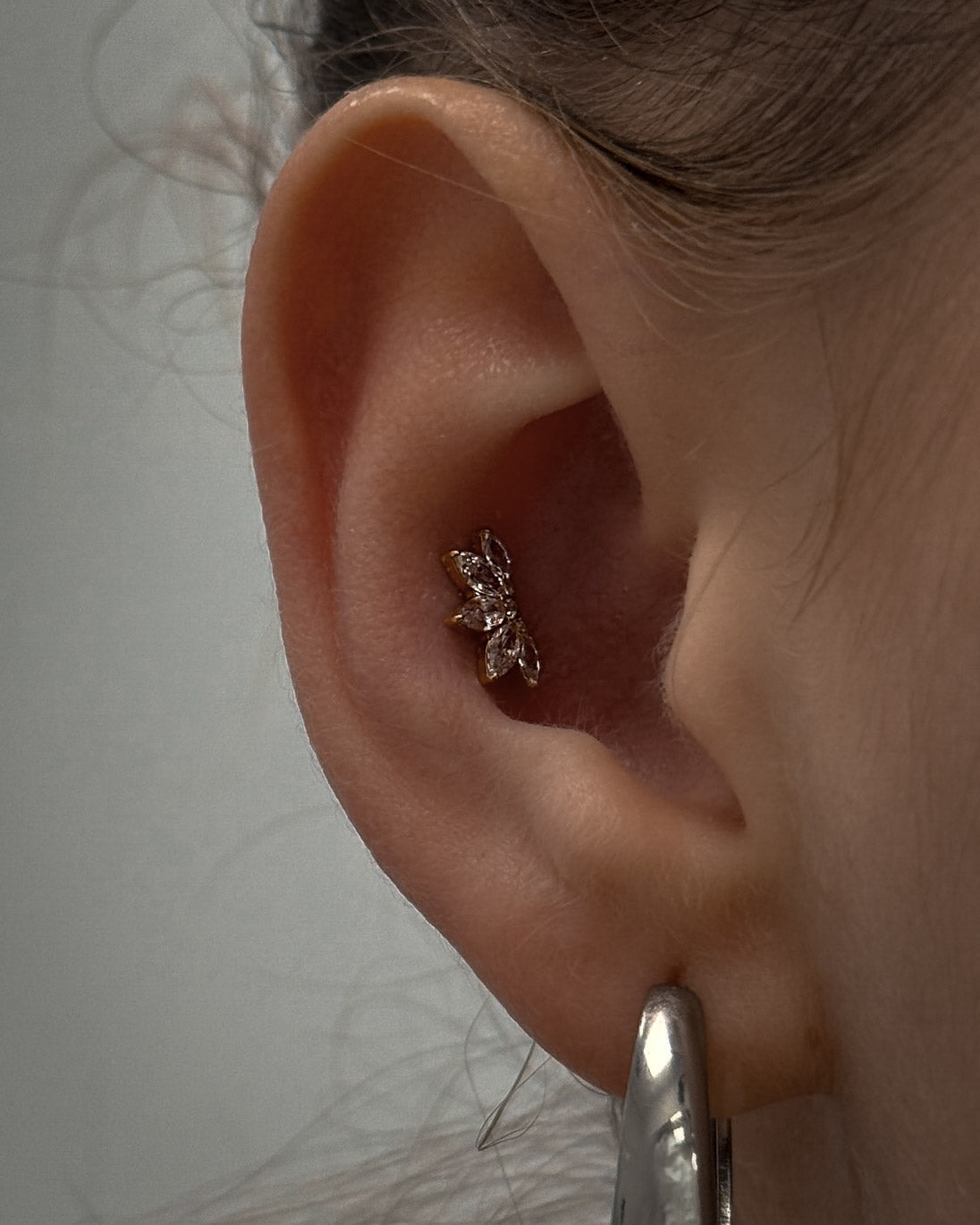 Kolczyk do ucha "Rising sun" - 14K złoty labret z cyrkoniami