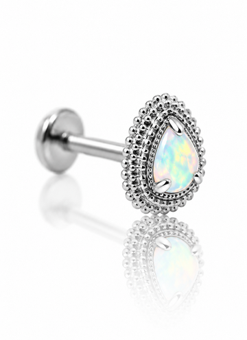 "Third eye opal" earring - titanium labret with opal