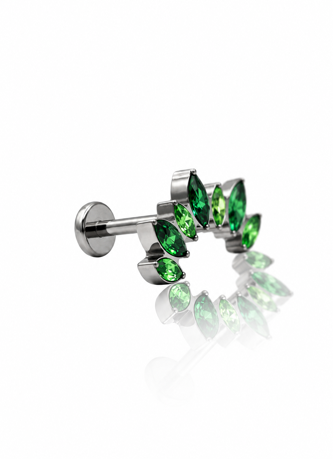 Kolczyk do ucha "Cluster green" - tytanowy labret z zielonymi cyrkoniami